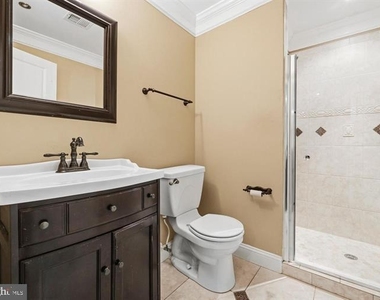 12104 Guinevere Place - Photo Thumbnail 36