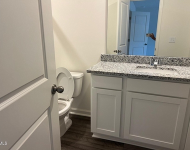 2213 Gln Xing Drive - Photo Thumbnail 24