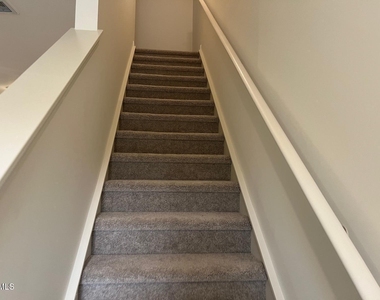 2213 Gln Xing Drive - Photo Thumbnail 19