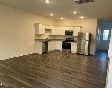 2213 Gln Xing Drive - Photo Thumbnail 10