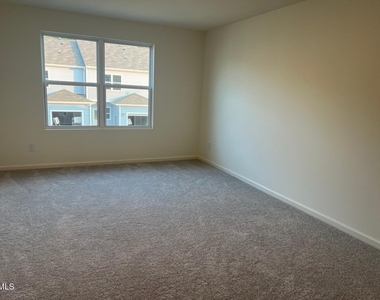 2213 Gln Xing Drive - Photo Thumbnail 22