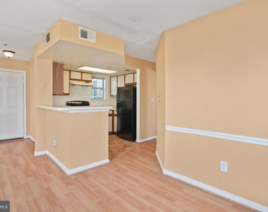 14023 Vista Drive - Photo Thumbnail 5