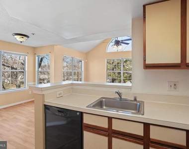 14023 Vista Drive - Photo Thumbnail 6