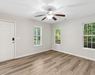 338 E Spring Street - Photo Thumbnail 4