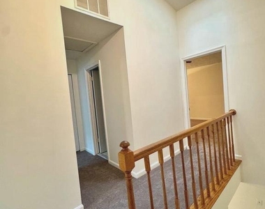 7719 Ora Court - Photo Thumbnail 7