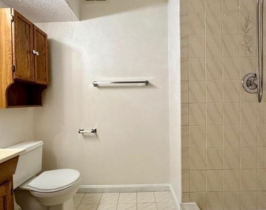 7719 Ora Court - Photo Thumbnail 17