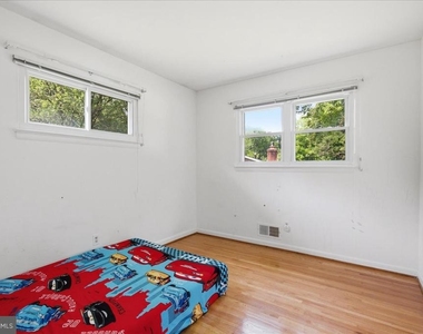 16300 Dahl Road - Photo Thumbnail 8