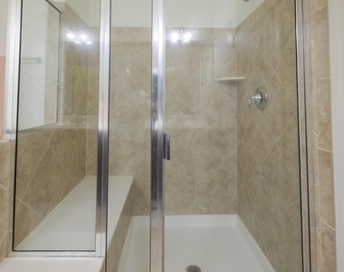411 Alamosa Place - Photo Thumbnail 68