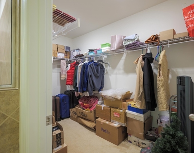 411 Alamosa Place - Photo Thumbnail 22