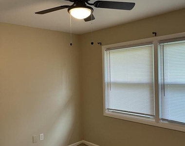 3511 Madonna Lane - Photo Thumbnail 28