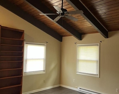3511 Madonna Lane - Photo Thumbnail 12
