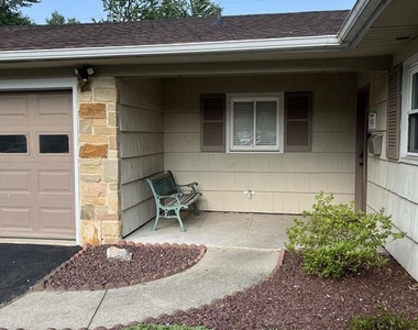 3511 Madonna Lane - Photo Thumbnail 2