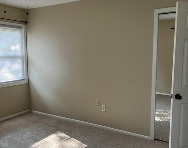 3511 Madonna Lane - Photo Thumbnail 26
