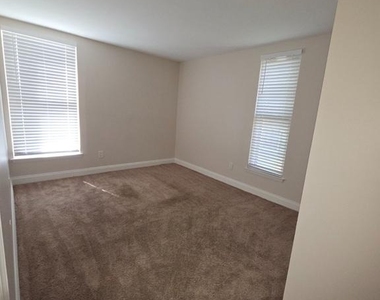 3329 Huntley Square Drive - Photo Thumbnail 20