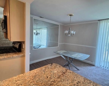 3329 Huntley Square Drive - Photo Thumbnail 8