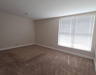 3329 Huntley Square Drive - Photo Thumbnail 21