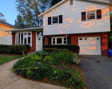 5908 Greentree Road - Photo Thumbnail 1