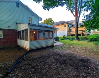 5908 Greentree Road - Photo Thumbnail 7