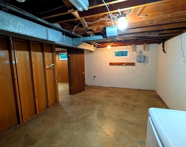 5908 Greentree Road - Photo Thumbnail 30