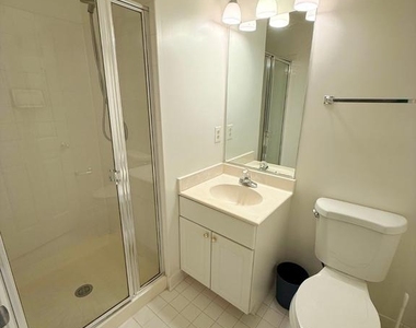 5506 Whitley Park Terrace - Photo Thumbnail 4