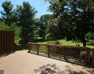 15705 Anamosa Drive - Photo Thumbnail 26