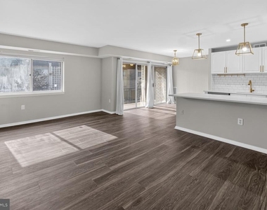 12207 Braxfield Court - Photo Thumbnail 7