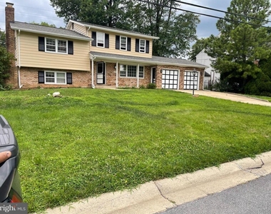 1211 Morningside Drive - Photo Thumbnail 1