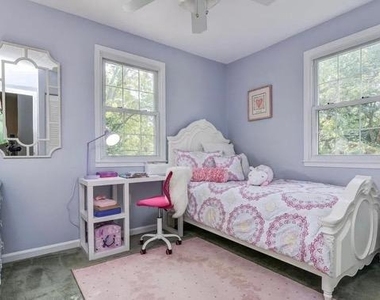 134 Gold Kettle Drive - Photo Thumbnail 9