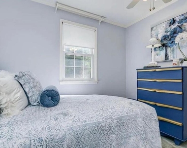 134 Gold Kettle Drive - Photo Thumbnail 8