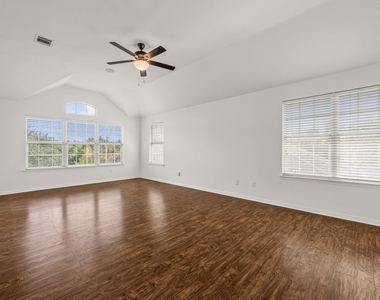 11905 Lake Stone Dr - Photo Thumbnail 23