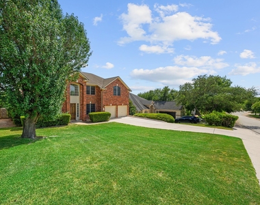 11905 Lake Stone Dr - Photo Thumbnail 8