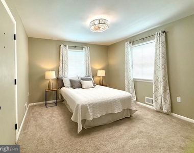 8409 Woodward Street - Photo Thumbnail 18