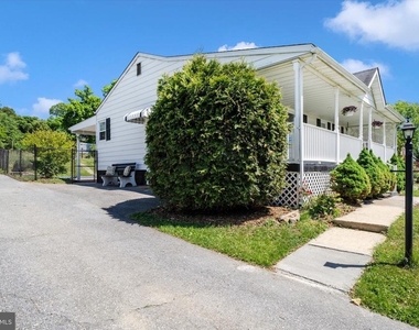 8409 Woodward Street - Photo Thumbnail 38
