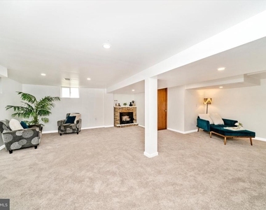 8409 Woodward Street - Photo Thumbnail 32