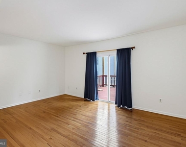 8867 Willowwood Way - Photo Thumbnail 15