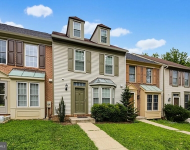 8867 Willowwood Way - Photo Thumbnail 1