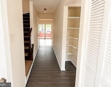 5927 Grand Banks Road - Photo Thumbnail 3