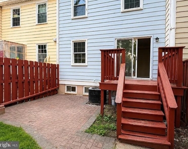 5927 Grand Banks Road - Photo Thumbnail 7