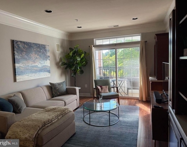 5801 Clipper Lane - Photo Thumbnail 1