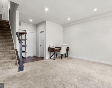 6636 Ballenger Run Boulevard - Photo Thumbnail 18