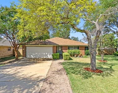 1514 Royce Ln - Photo Thumbnail 1