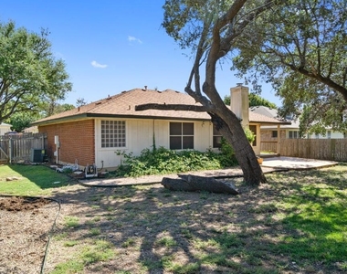 1514 Royce Ln - Photo Thumbnail 25
