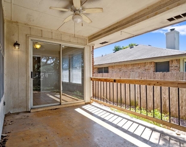 1514 Royce Ln - Photo Thumbnail 23