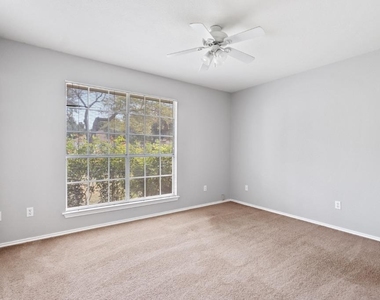 1514 Royce Ln - Photo Thumbnail 20