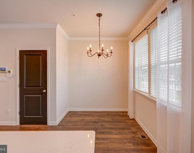 5059 Silver Oak Drive - Photo Thumbnail 16