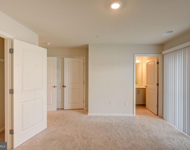 5059 Silver Oak Drive - Photo Thumbnail 11