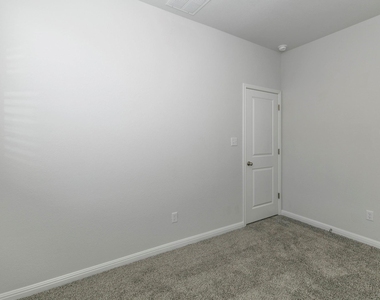 108 Otella St - Photo Thumbnail 13