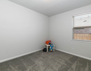 108 Otella St - Photo Thumbnail 12
