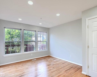 9863 Decatur Road - Photo Thumbnail 13