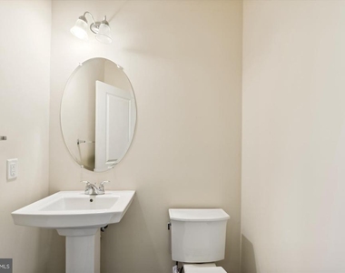 67 Linden Place - Photo Thumbnail 8